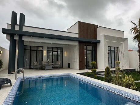 4 otaqlı həyət evi/bağ evi - Buzovna q. - 250 m²