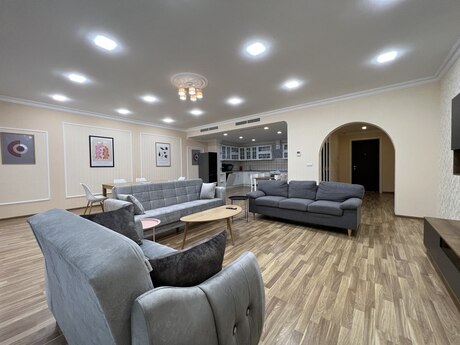Kirayə 3 otaqlı mənzil, 165 m², Səbail: 3 200 ₼/ay 4