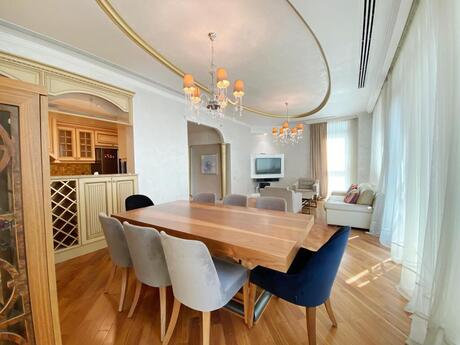 4 otaqlı yeni tikili - İçəri Şəhər m. - 175 m²