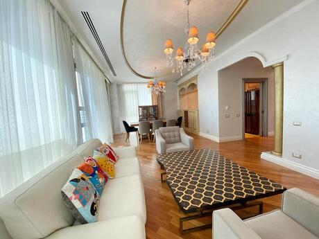 4 otaqlı yeni tikili - İçəri Şəhər m. - 175 m²