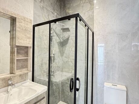 House with Garden, Villa For Sale