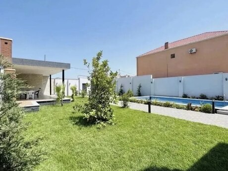 4 otaqlı həyət evi/bağ evi - Mərdəkan q. - 240 m²