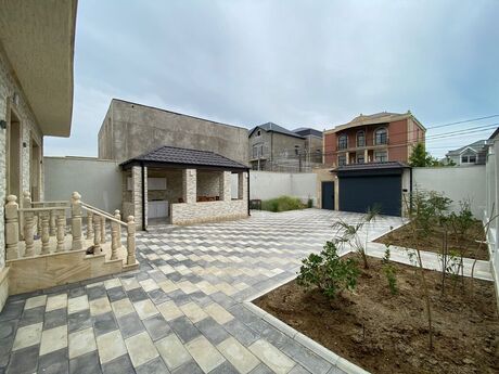 6 otaqlı həyət evi/bağ evi - Badamdar q. - 240 m²