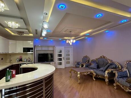 3 otaqlı yeni tikili - Şah İsmayıl Xətai m. - 140 m²