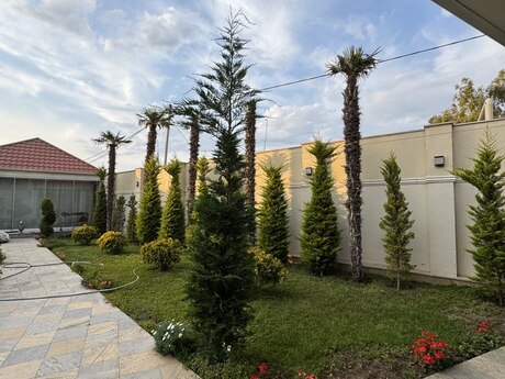 5 otaqlı həyət evi/bağ evi - Mərdəkan q. - 250 m²