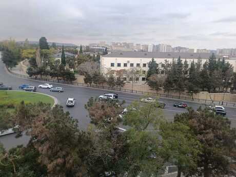 4 otaqlı ofis - Elmlər Akademiyası m. - 130 m²