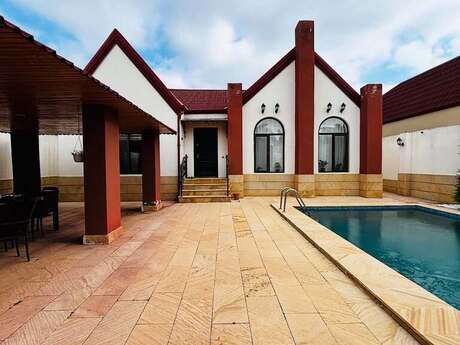 4 otaqlı həyət evi/bağ evi - Mərdəkan q. - 200 m²