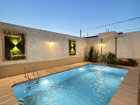 4 otaqlı həyət evi/bağ evi - Mərdəkan q. - 200 m²