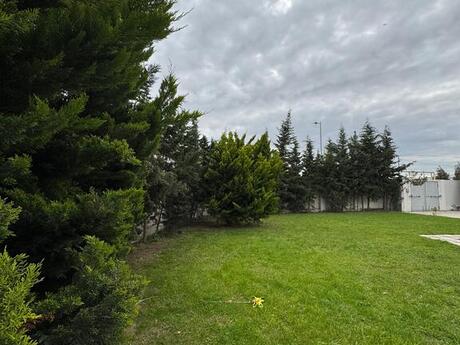 6 otaqlı həyət evi/bağ evi - Mərdəkan q. - 240 m²
