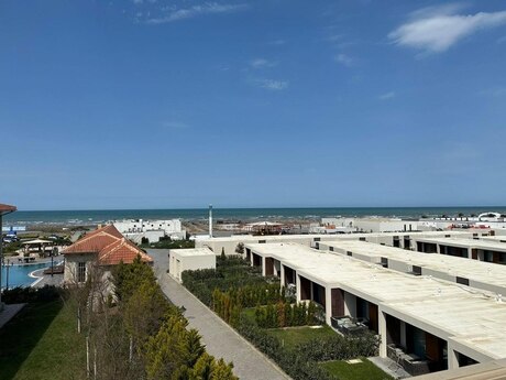 8 otaqlı həyət evi/bağ evi - Nardaran q. - 600 m²