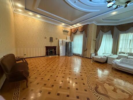 12-комн. офис - м. Гянджлик - 1000 м²