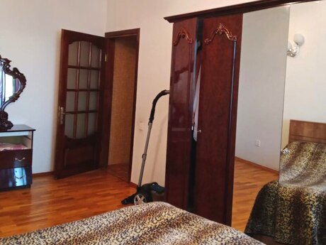 5 otaqlı köhnə tikili - Əhmədli m. - 110 m²