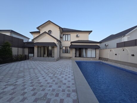 4 otaqlı həyət evi/bağ evi - Şüvəlan q. - 320 m²