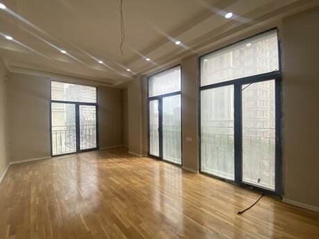 4 otaqlı yeni tikili - Nərimanov r. - 147 m²