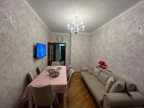 2-комн. новостройка - м. Нефтчиляр - 54 м²