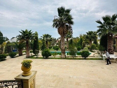 5 otaqlı həyət evi/bağ evi - Mərdəkan q. - 450 m²