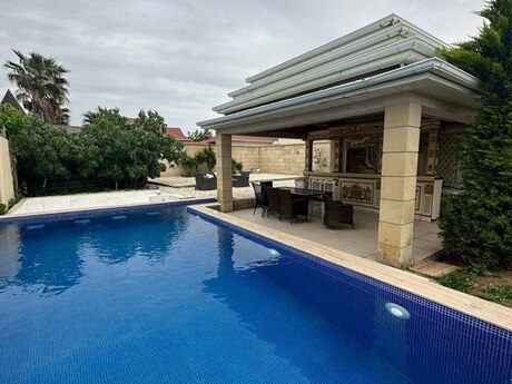 6 otaqlı həyət evi/bağ evi - Mərdəkan q. - 460 m²