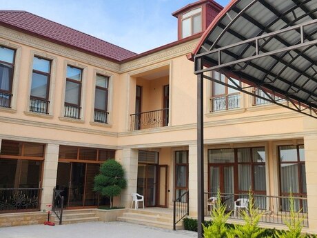 6-комн. дом/дача - пос. Мардакан - 350 м²