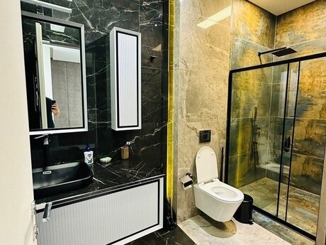 House with Garden, Villa For Rent