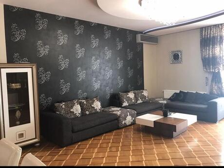 4 otaqlı yeni tikili - Gənclik m. - 180 m²