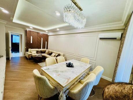 3-комн. новостройка - м. Шах Исмаил Хатаи - 145 м²