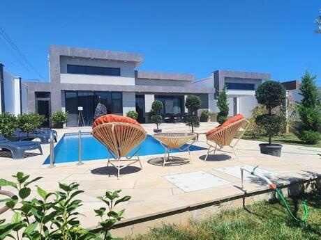 5 otaqlı həyət evi/bağ evi - Mərdəkan q. - 360 m²