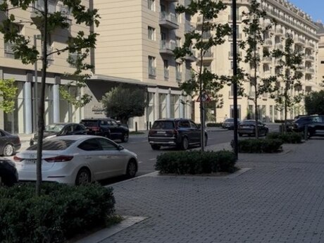 Obyekt - Ağ şəhər q. - 147 m²