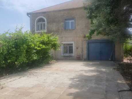 5 otaqlı həyət evi/bağ evi - Saray q. - 250 m²