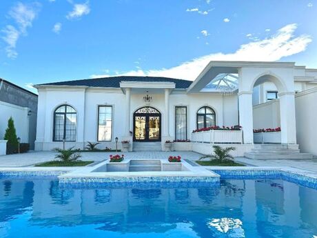 6 otaqlı həyət evi/bağ evi - Şüvəlan q. - 230 m²