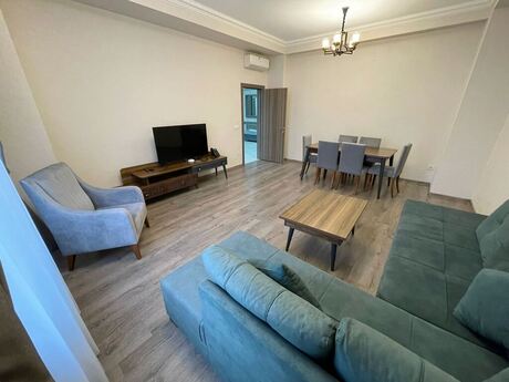 Kirayə 5 otaqlı mənzil, 200 m², Ağ şəhər: 3 000 ₼/ay 2