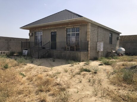 4 otaqlı həyət evi/bağ evi - Pirşağı q. - 130 m²