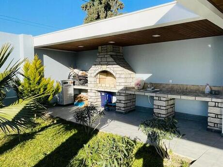 5 otaqlı həyət evi/bağ evi - Mərdəkan q. - 220 m²