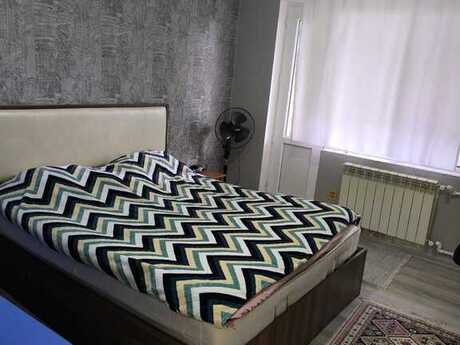 2 otaqlı köhnə tikili - Həzi Aslanov m. - 55 m²