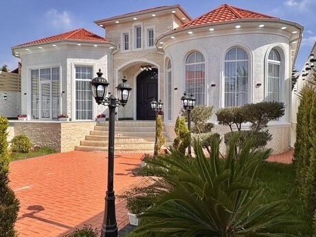 5 otaqlı həyət evi/bağ evi - Mərdəkan q. - 230 m²