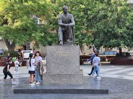 3 otaqlı mənzil, 60 m², İçəri Şəhər: 220 000 ₼ 2