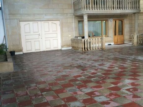 8 otaqlı həyət evi/bağ evi - Gənclik m. - 350 m²