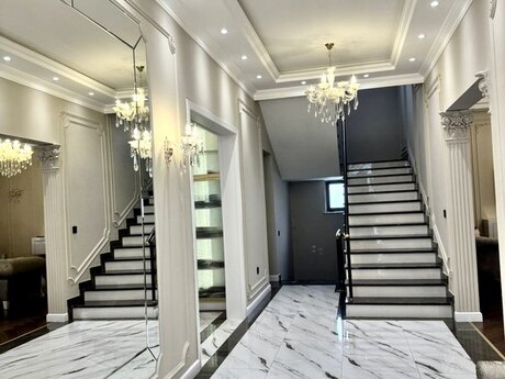 6 otaqlı həyət evi/bağ evi - Badamdar q. - 450 m²