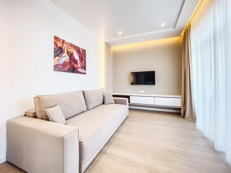 5 otaqlı həyət evi/bağ evi - Mərdəkan q. - 400 m²