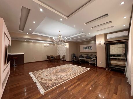 4 otaqlı yeni tikili - Şah İsmayıl Xətai m. - 186 m²