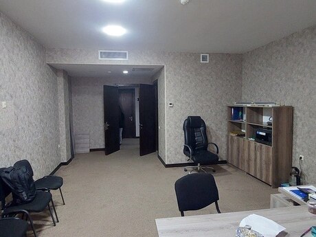 1 otaqlı ofis - Nəriman Nərimanov m. - 40 m²