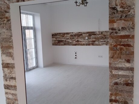 4 otaqlı həyət evi/bağ evi - Görədil q. - 144 m²