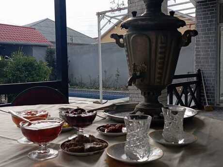 4 otaqlı həyət evi/bağ evi - Buzovna q. - 180 m²
