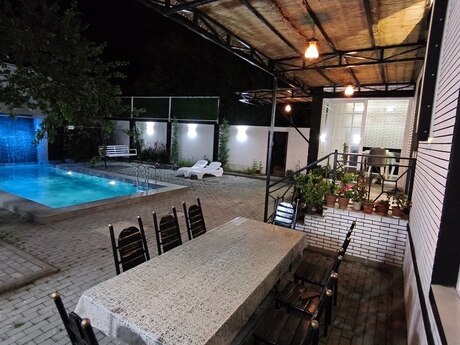 5 otaqlı həyət evi/bağ evi - Qəbələ - 150 m²