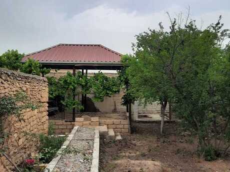 3 otaqlı həyət evi/bağ evi - Görədil q. - 60 m²