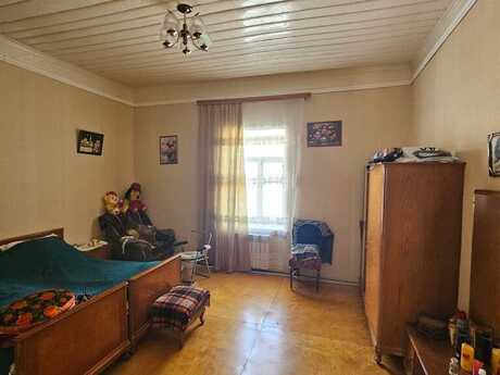 5 otaqlı köhnə tikili - Sahil m. - 117 m²