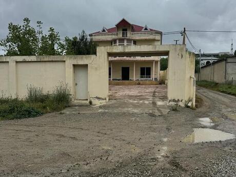 5 otaqlı həyət evi/bağ evi - Saray q. - 350 m²