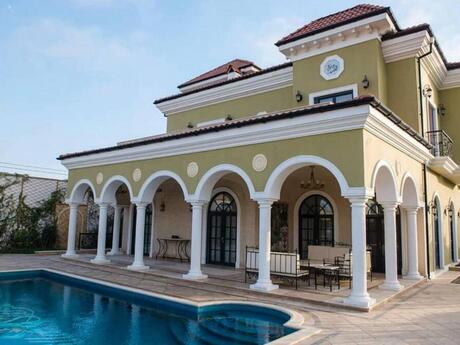5 otaqlı həyət evi/bağ evi - Mərdəkan q. - 420 m²