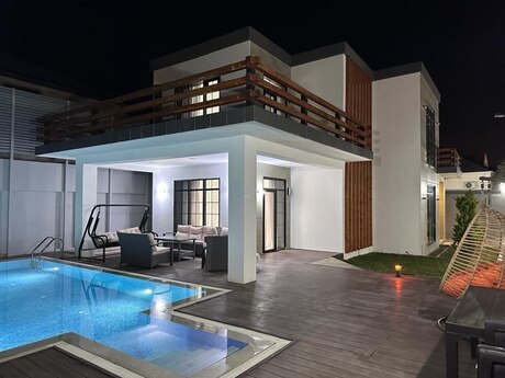 5 otaqlı həyət evi/bağ evi - Şüvəlan q. - 250 m²