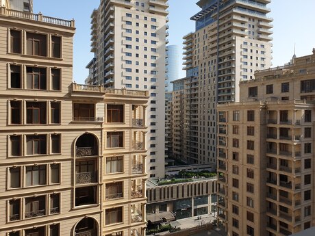 Elan №5253127 - Bakı, 28 May m., 4 otaqlı, 209.8 m², 13/16 mərtəbə