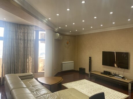 4 otaqlı yeni tikili - 28 May m. - 171 m²
